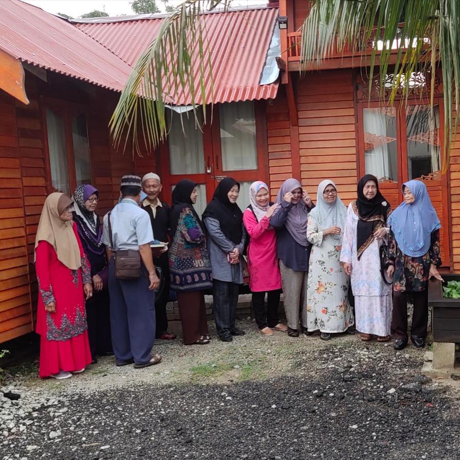 Kurau Inn Farmstay Kuala Kurau Exterior foto